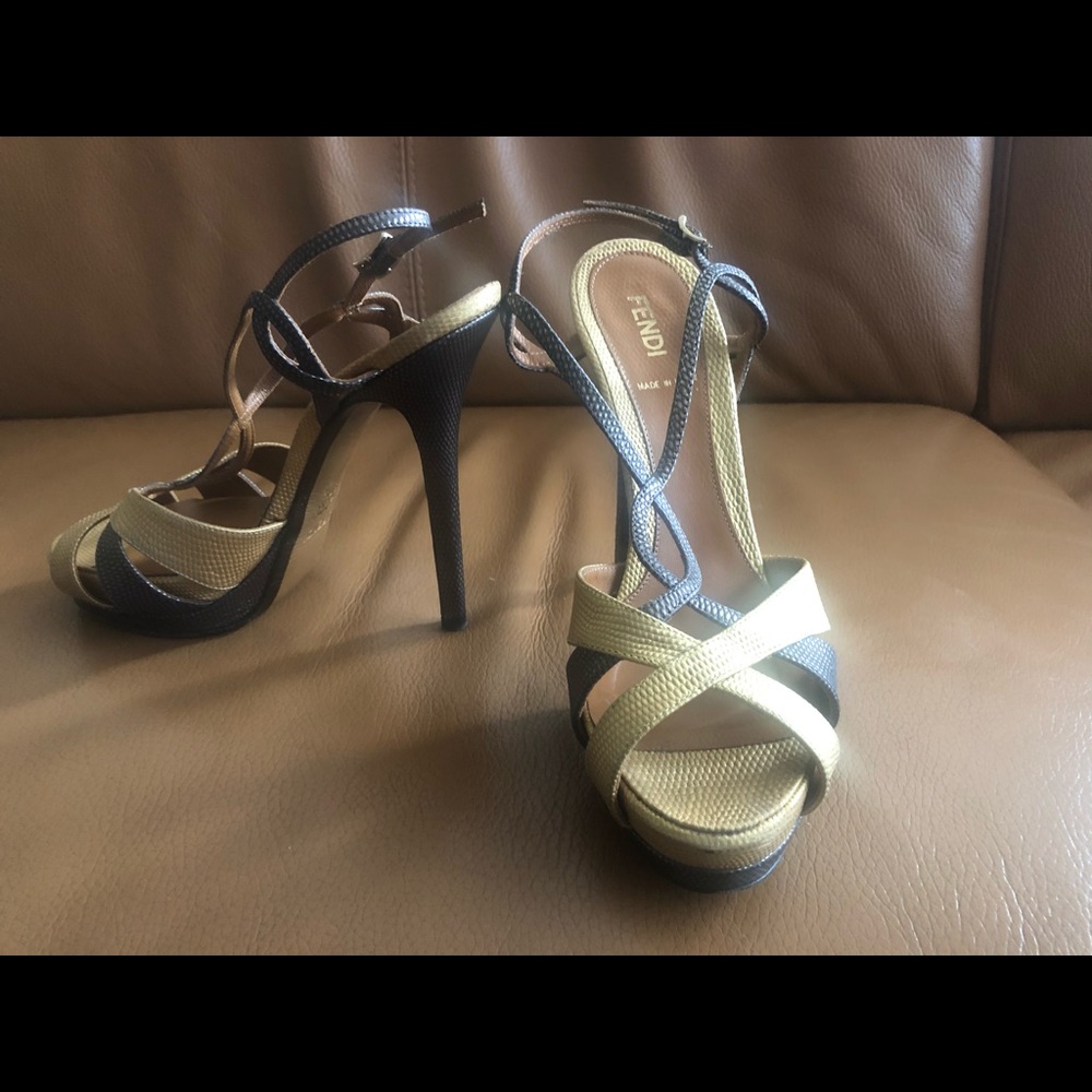 100% Authentic FENDI 4.5” Gold & Copper heels 37.5 - Picture 2 of 7